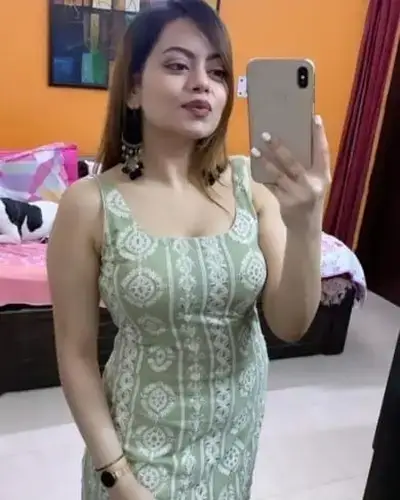 Call Girl in Mahabubabad